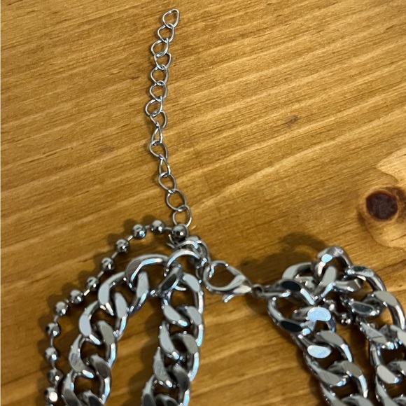 Vintage 1980  gothic style 3 tier chain with 2 crosses and a sword 16 inches - Picture 8 of 9